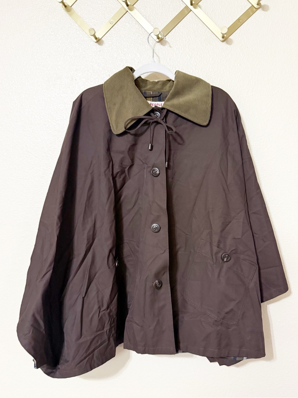 Free People Bailey Cape in Italian Mocha Brown Plaid Lined Tie Neck NEW Size M/L - Picture 7 of 11